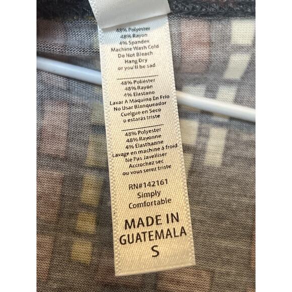 LuLaRoe Perfect T Size Small NWT Geometric Pattern Tunic Top Comfy Soft - Picture 5 of 8